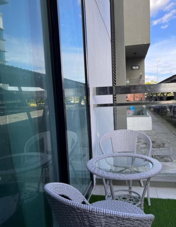 Faiz Homestay Kuching Exterior photo